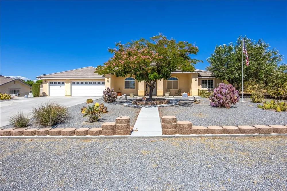 26760 Cinch Helendale, CA 92342