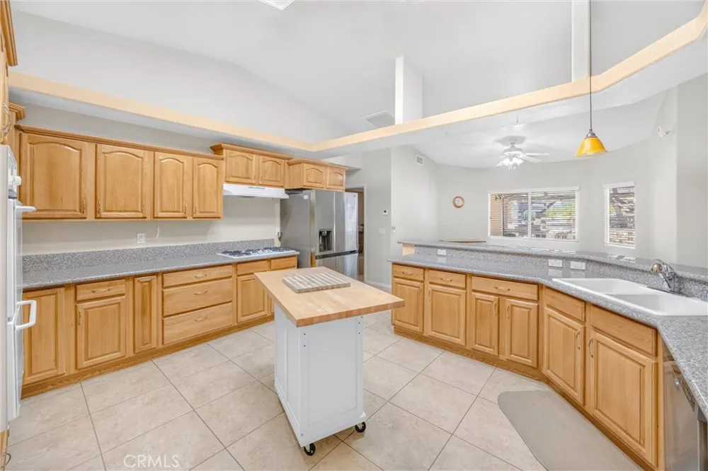 26760 Cinch Helendale, CA 92342