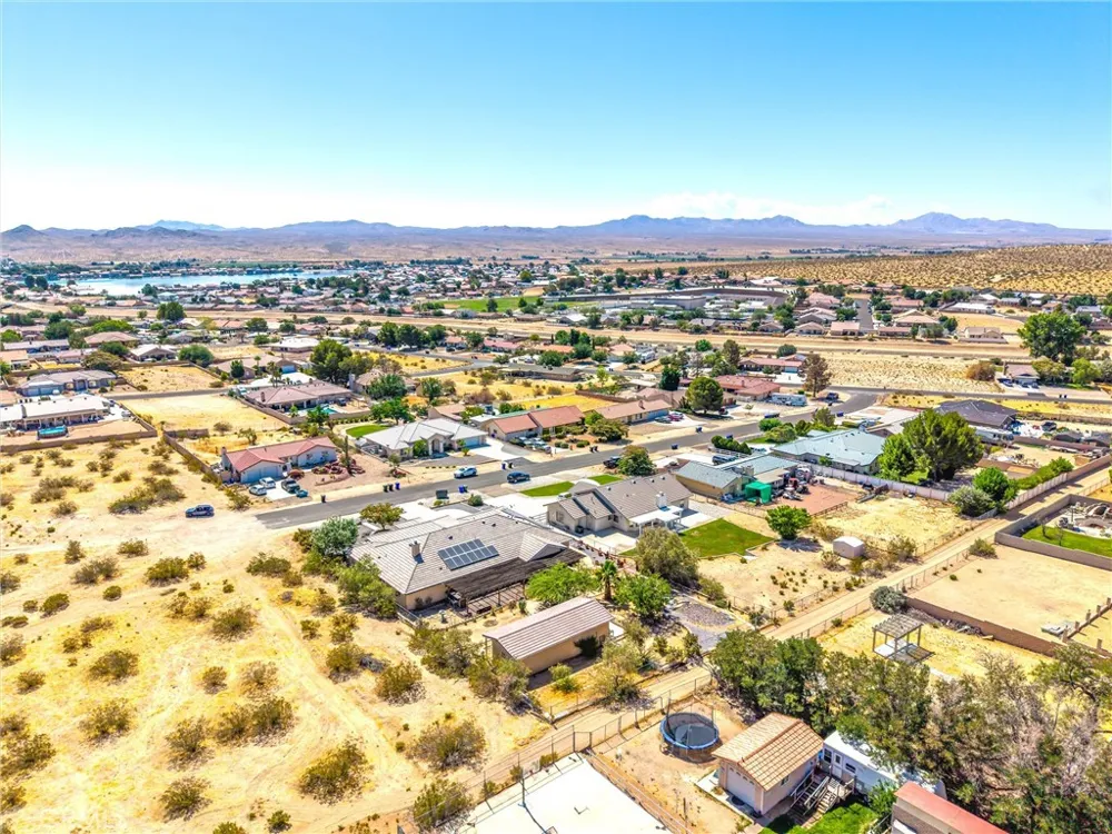 26760 Cinch Helendale, CA 92342