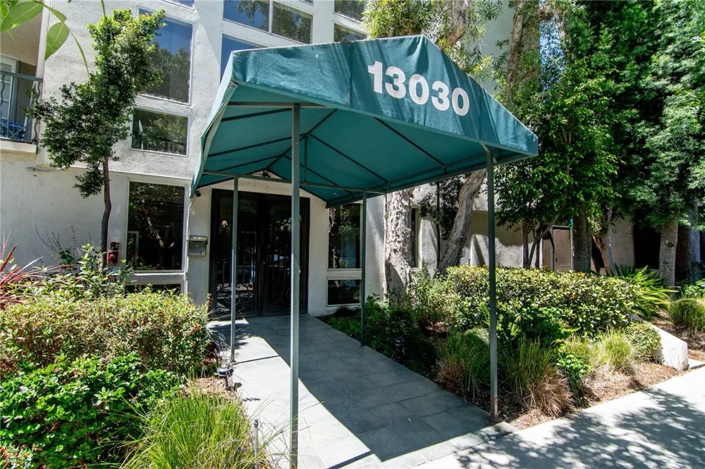 13030 Valleyheart #103 Studio City, CA 91604