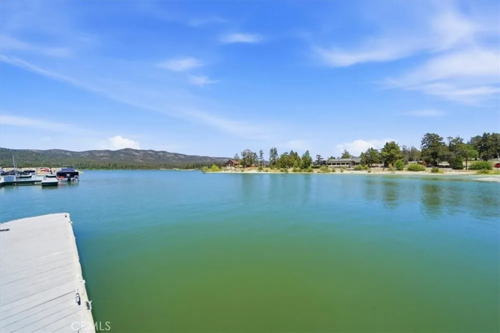41941 Evergreen Big Bear Lake, CA 92315