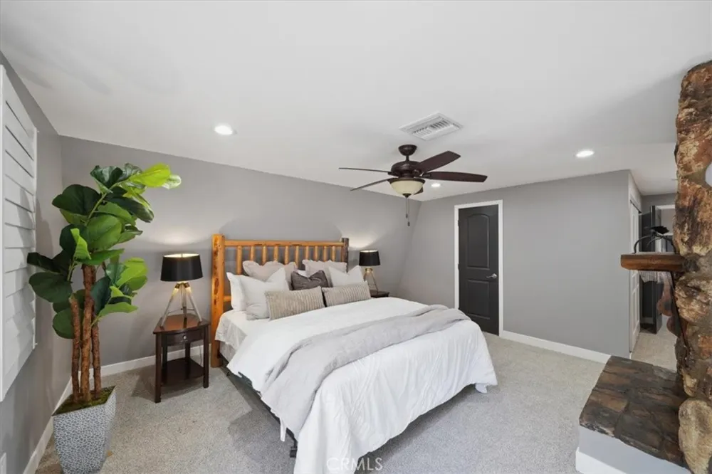 41941 Evergreen Big Bear Lake, CA 92315