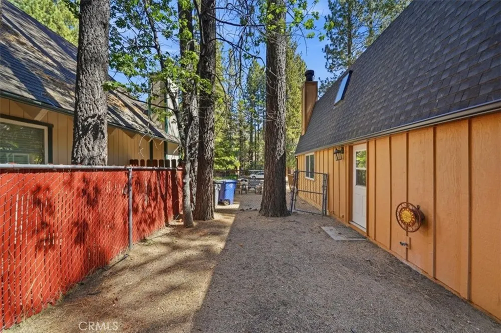 41941 Evergreen Big Bear Lake, CA 92315