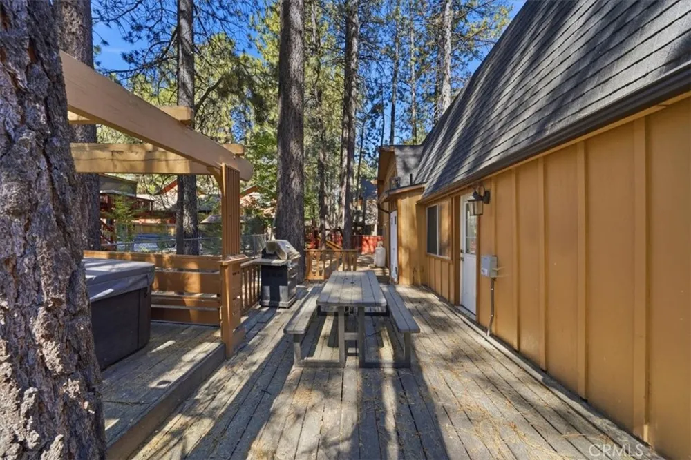 41941 Evergreen Big Bear Lake, CA 92315