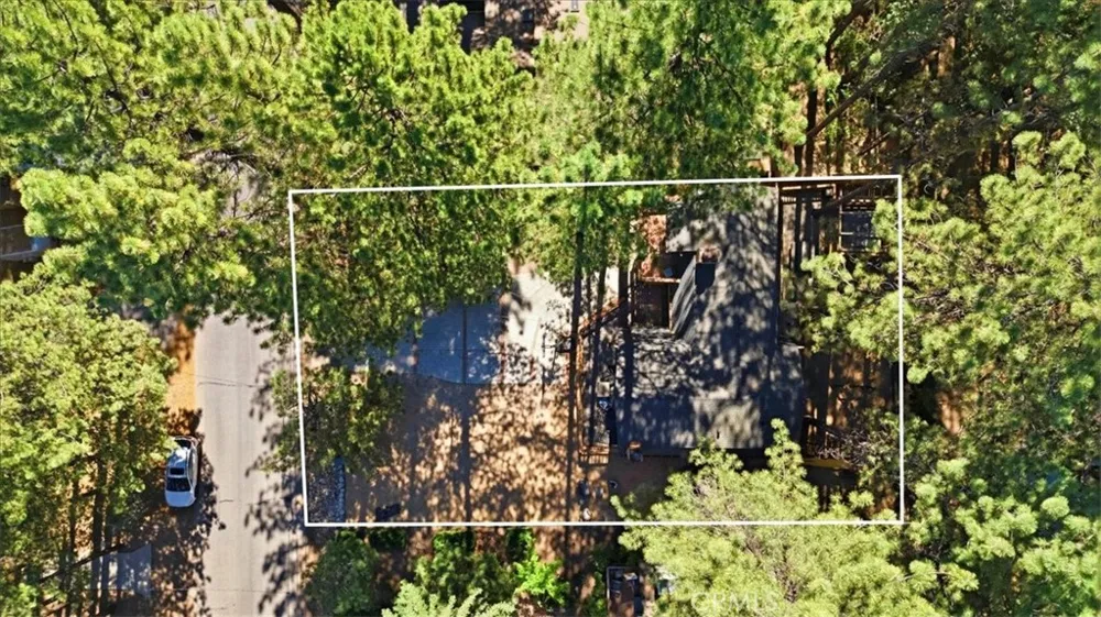 41941 Evergreen Big Bear Lake, CA 92315