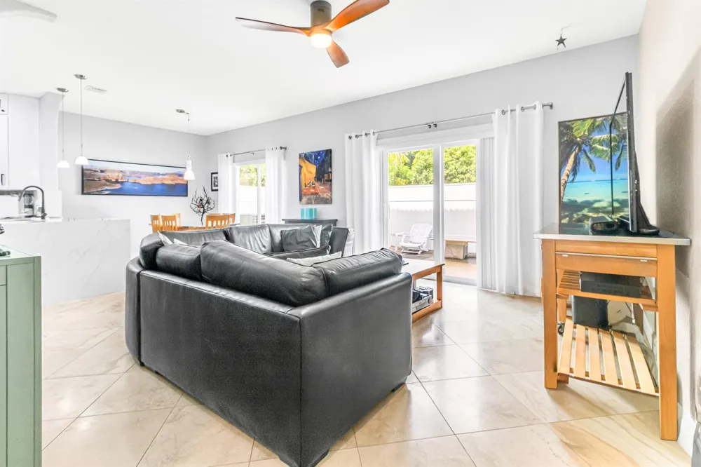 5428 Pointe Villa Drive #E Lighthouse Point, FL 33064