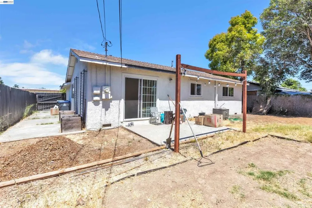425 E Tabor Ave Fairfield, CA 94533