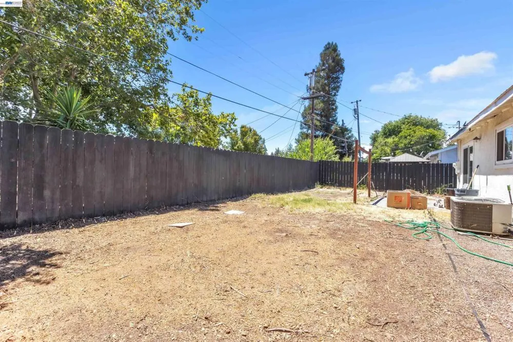 425 E Tabor Ave Fairfield, CA 94533