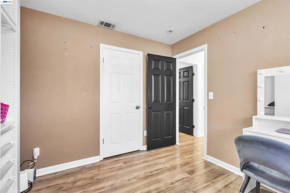 425 E Tabor Ave Fairfield, CA 94533