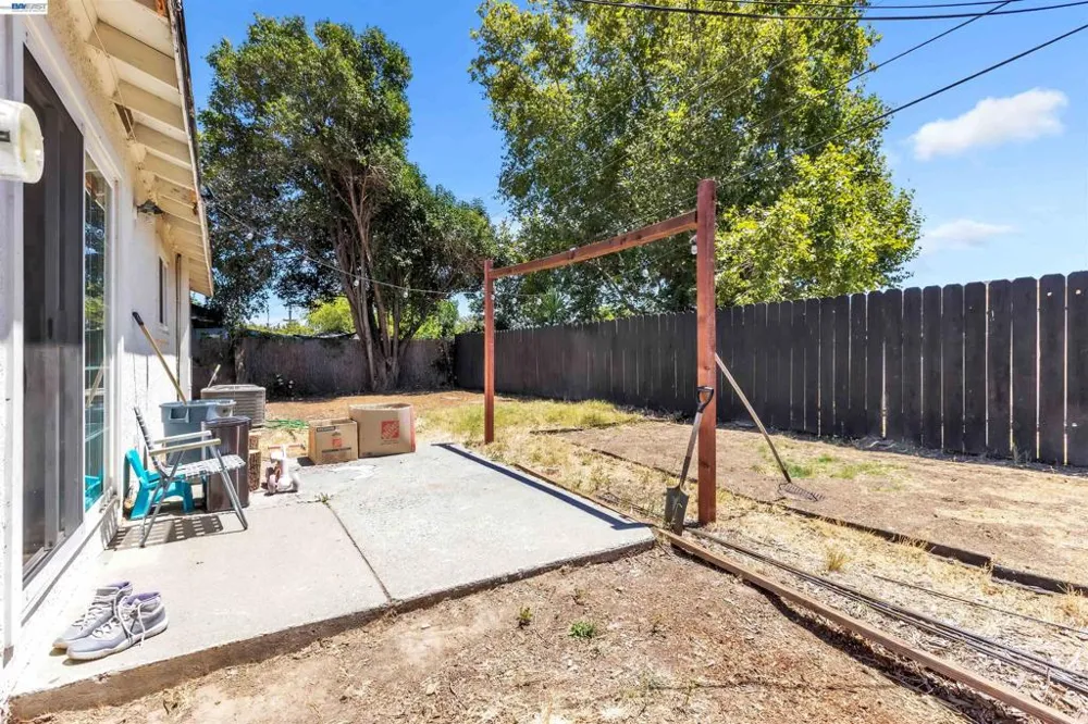 425 E Tabor Ave Fairfield, CA 94533