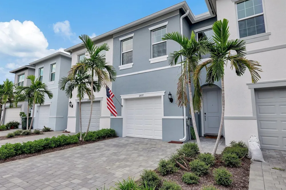 1807 SE Ocean Cove Way Stuart, FL 34996