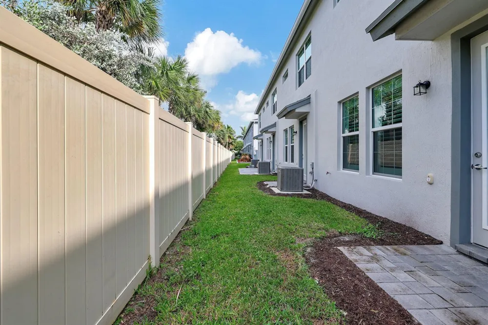 1807 SE Ocean Cove Way Stuart, FL 34996