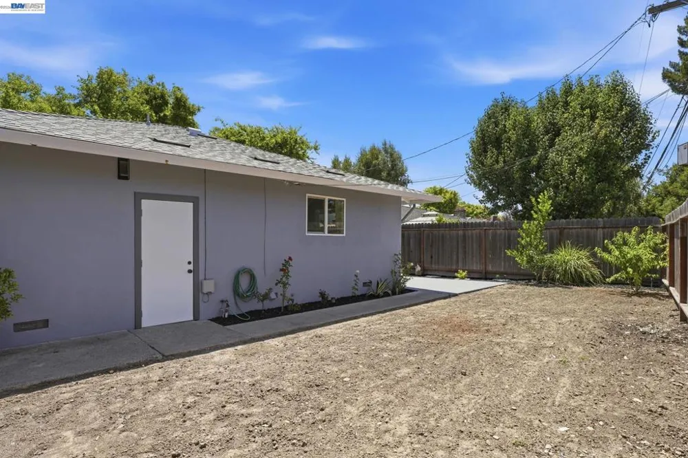 6311 Belmont Pl Stockton, CA 95207
