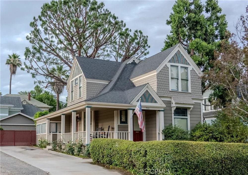 711 Chestnut Redlands, CA 92373