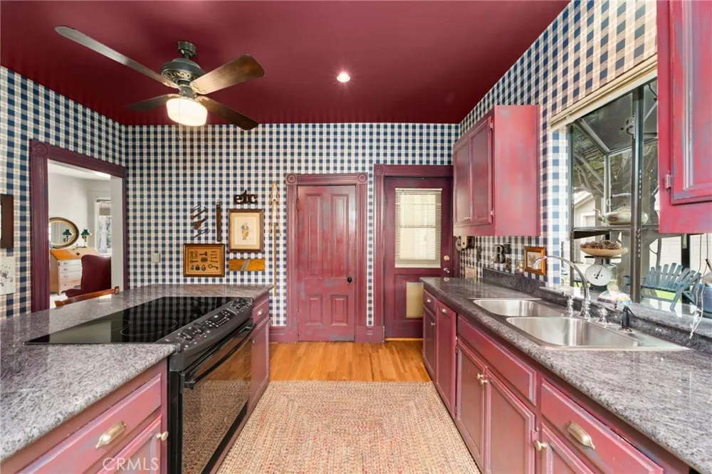 711 Chestnut Redlands, CA 92373