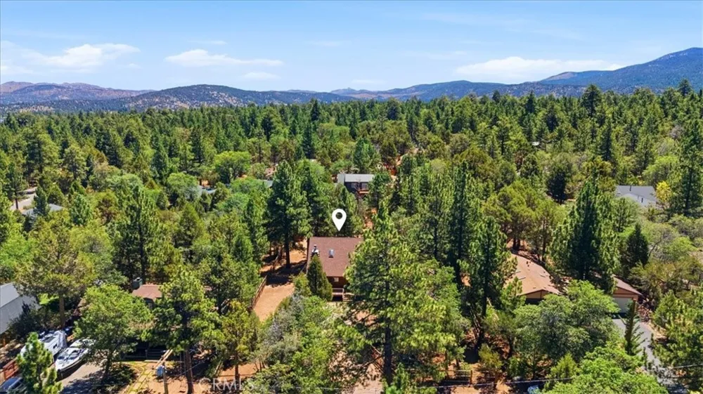 355 Dixie Lee Sugarloaf, CA 92386