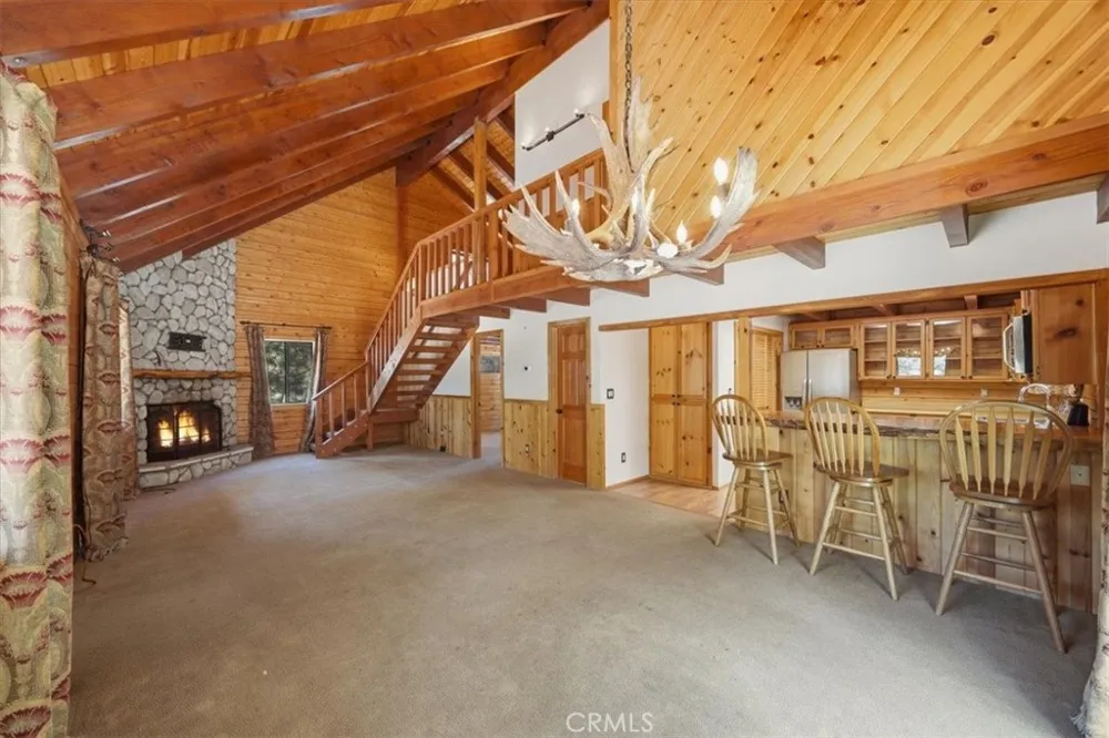 355 Dixie Lee Sugarloaf, CA 92386