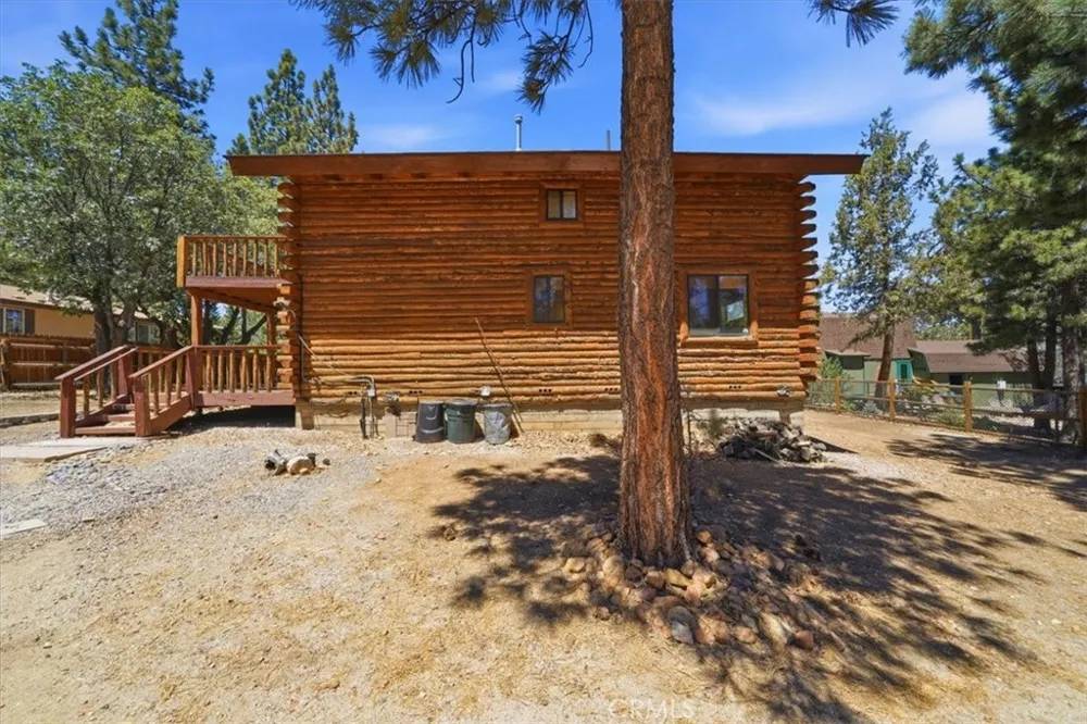 355 Dixie Lee Sugarloaf, CA 92386