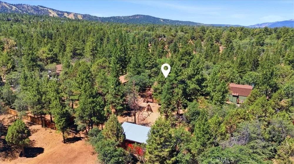 355 Dixie Lee Sugarloaf, CA 92386