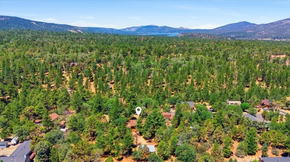355 Dixie Lee Sugarloaf, CA 92386