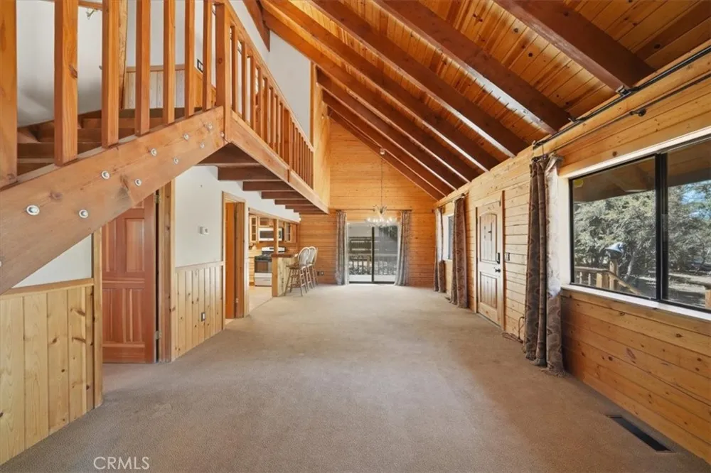355 Dixie Lee Sugarloaf, CA 92386