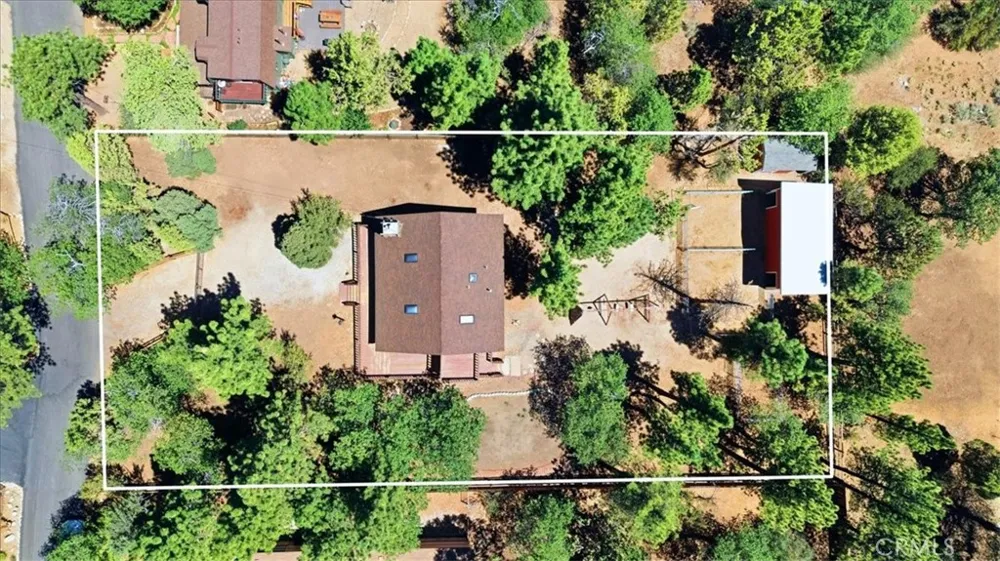 355 Dixie Lee Sugarloaf, CA 92386