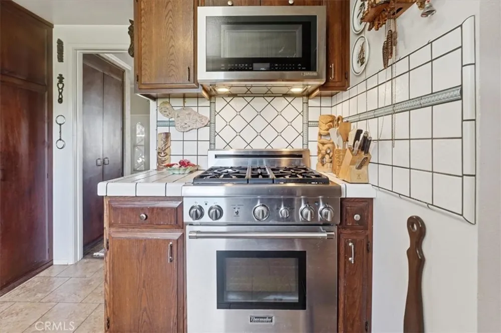 41 Hitching Post Palos Verdes Peninsula, CA 90274