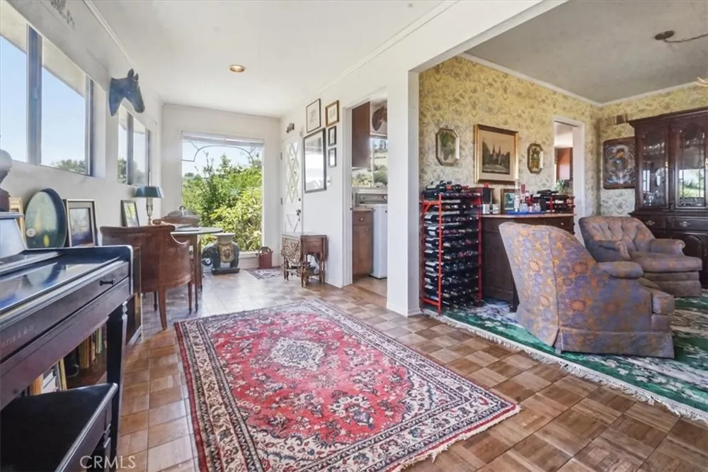 41 Hitching Post Palos Verdes Peninsula, CA 90274