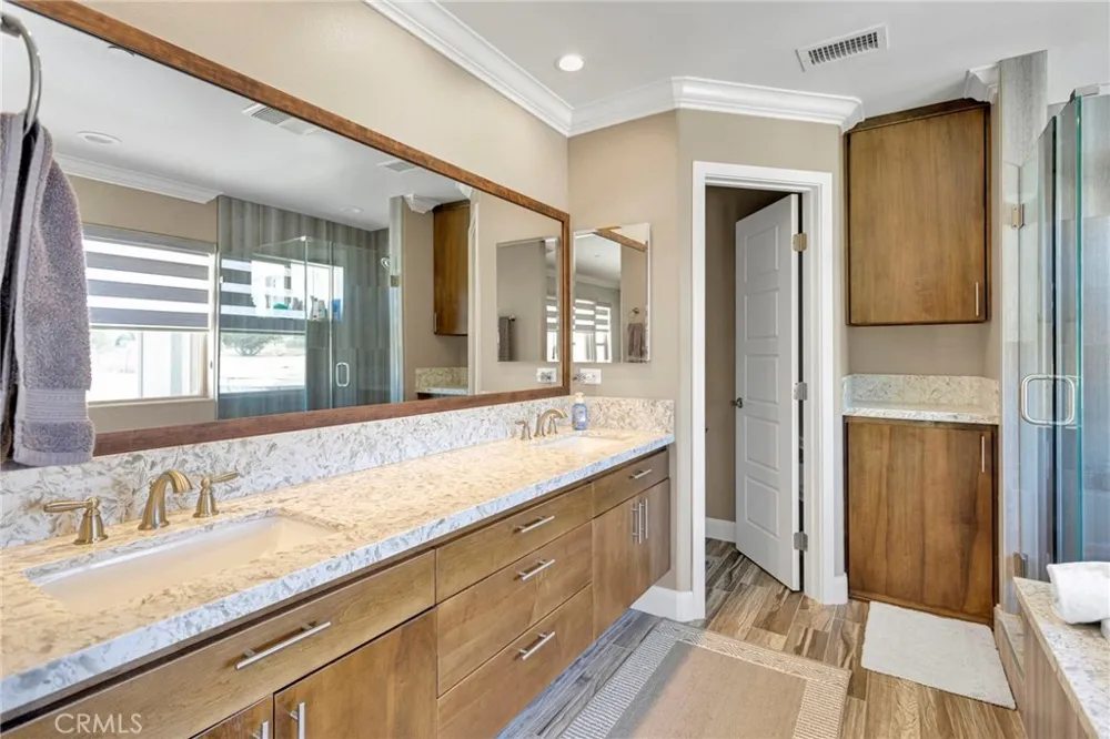 9879 Silver Palm Drive Oak Hills, CA 92344