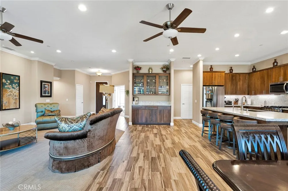 9879 Silver Palm Drive Oak Hills, CA 92344