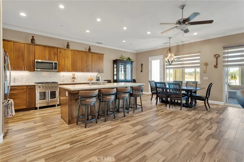 9879 Silver Palm Drive Oak Hills, CA 92344