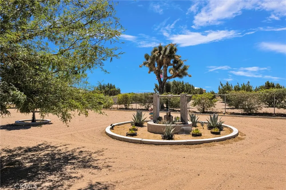 9879 Silver Palm Drive Oak Hills, CA 92344