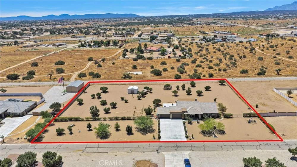 9879 Silver Palm Drive Oak Hills, CA 92344