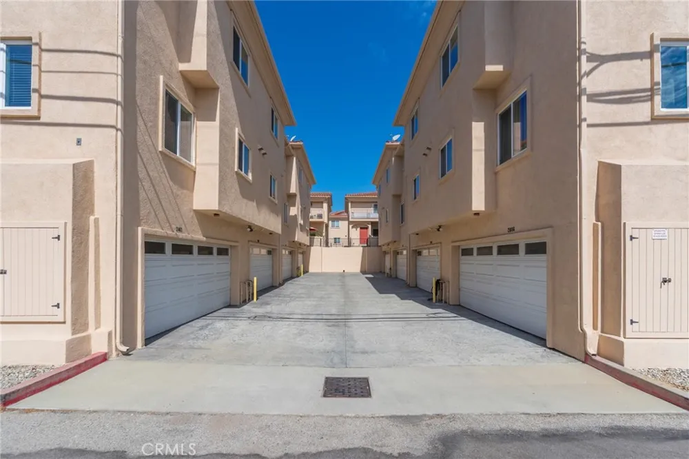 2106 Washington Torrance, CA 90501