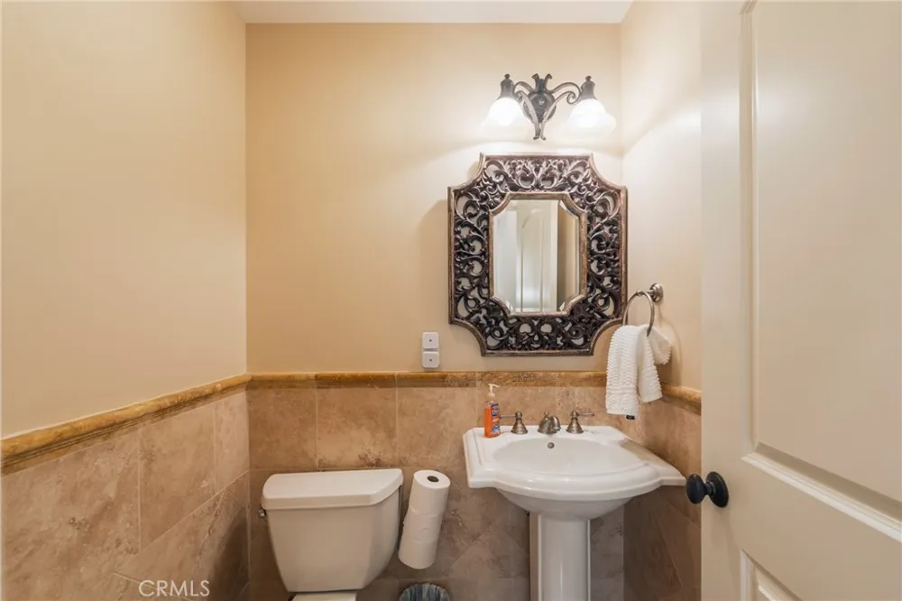 2106 Washington Torrance, CA 90501