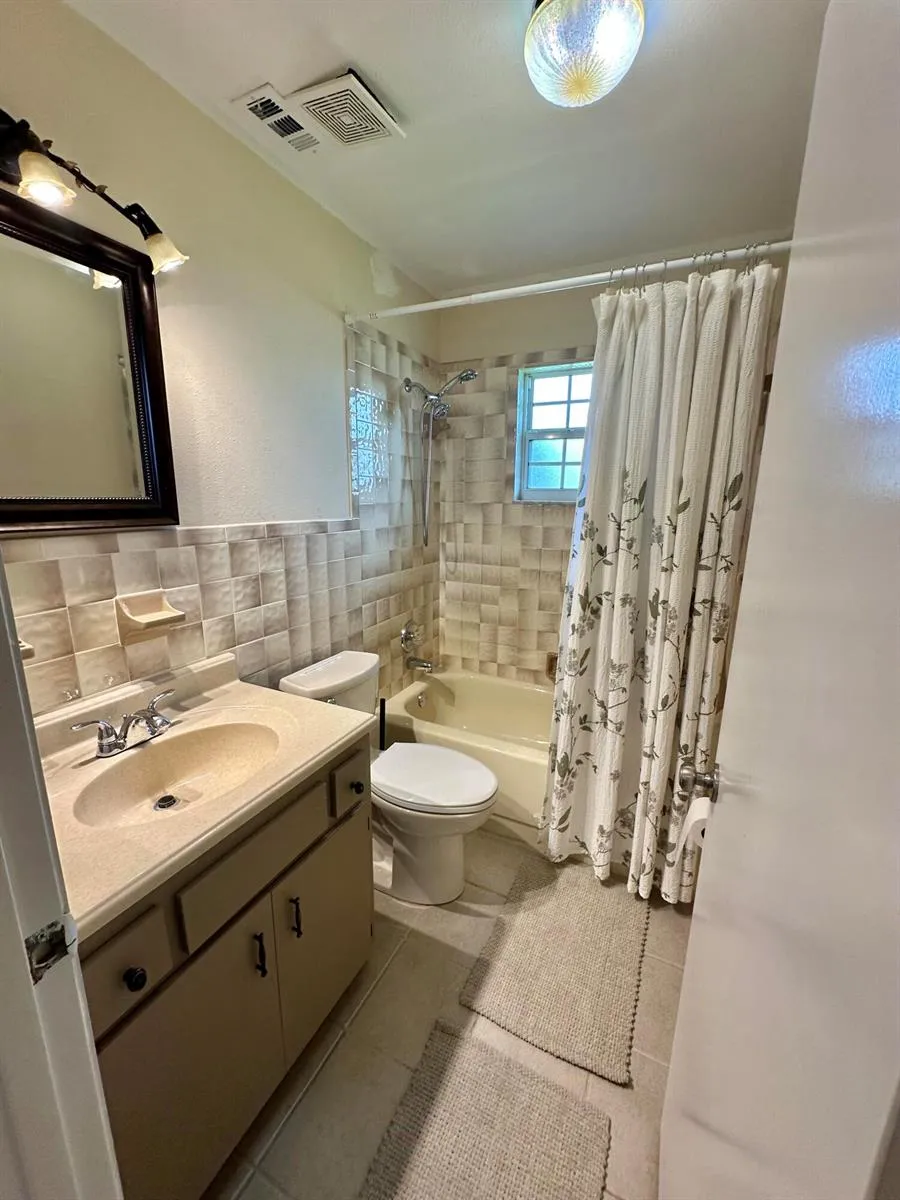 126 Lake Francis Drive Lake Placid, FL 33852