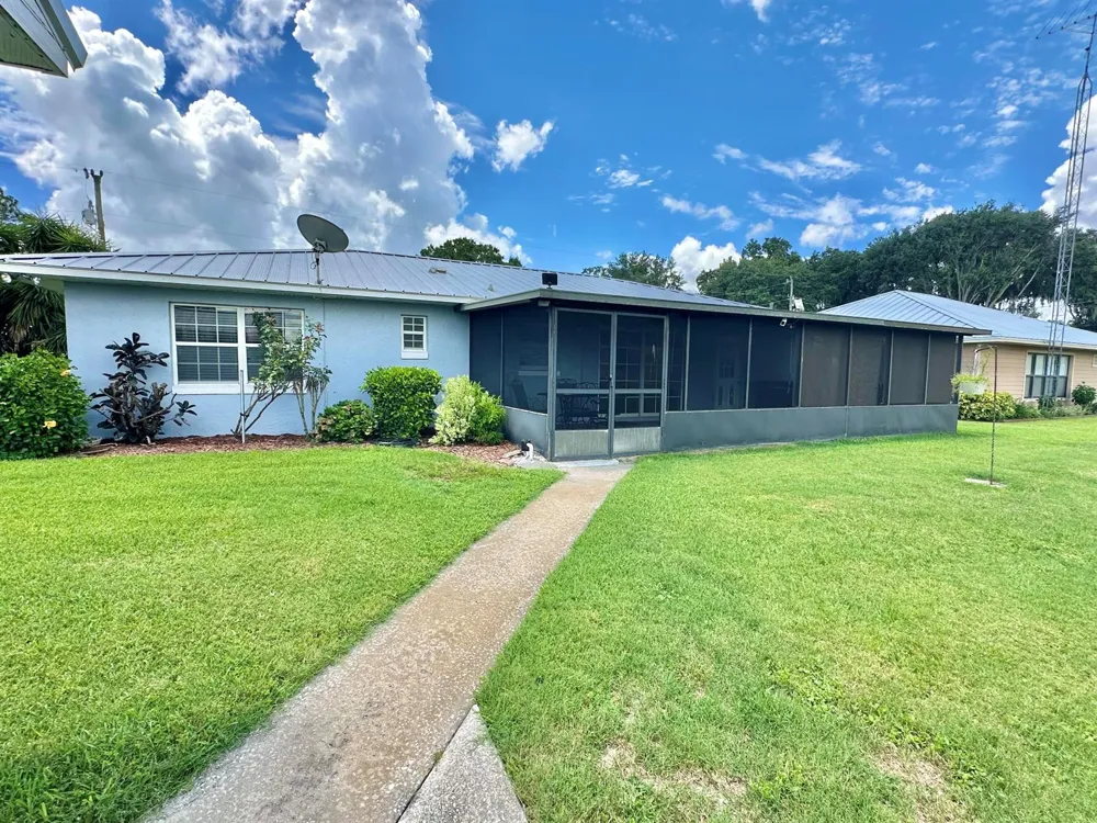 126 Lake Francis Drive Lake Placid, FL 33852