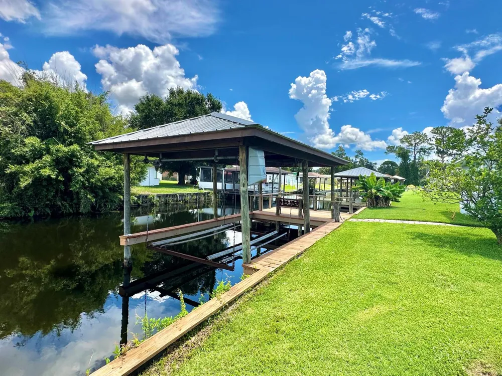126 Lake Francis Drive Lake Placid, FL 33852