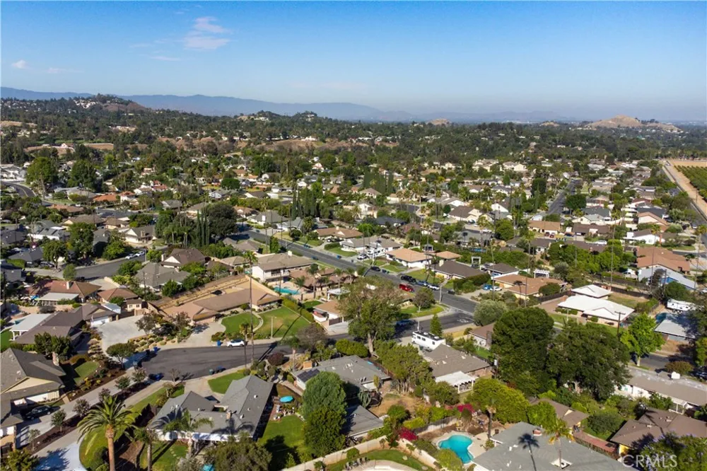 1185 La Subida Court Riverside, CA 92507