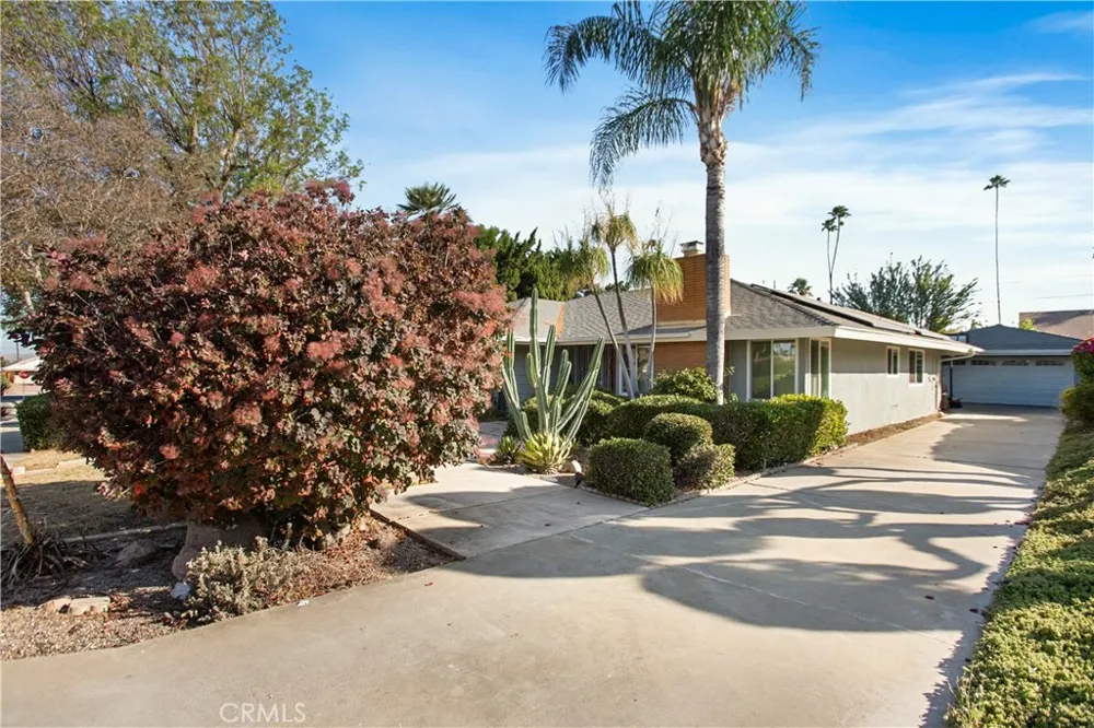 1185 La Subida Court Riverside, CA 92507