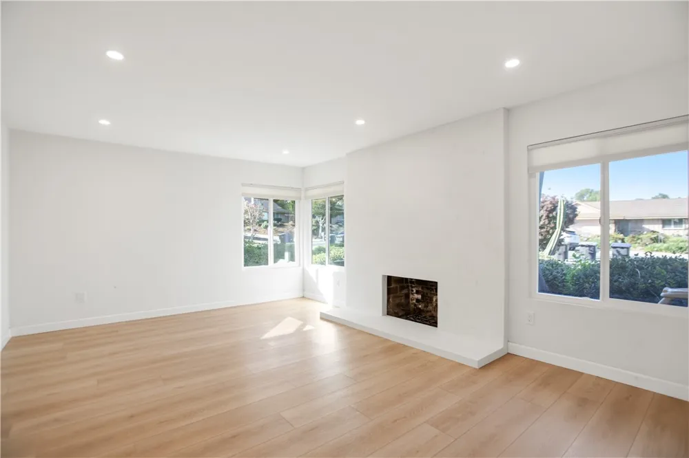 1185 La Subida Court Riverside, CA 92507