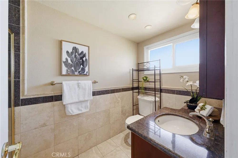 5041 Ridglea Avenue Buena Park, CA 90621