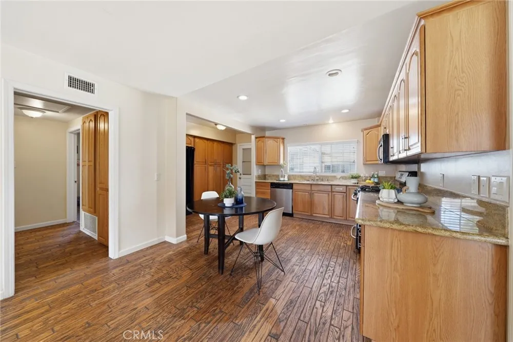 5041 Ridglea Avenue Buena Park, CA 90621