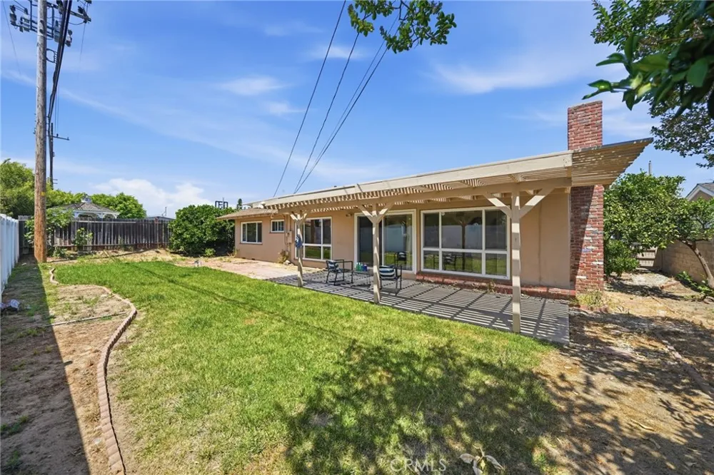 5041 Ridglea Avenue Buena Park, CA 90621