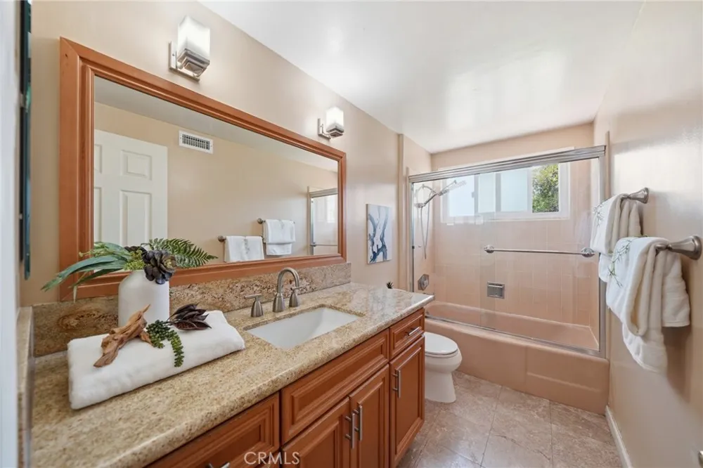 5041 Ridglea Avenue Buena Park, CA 90621