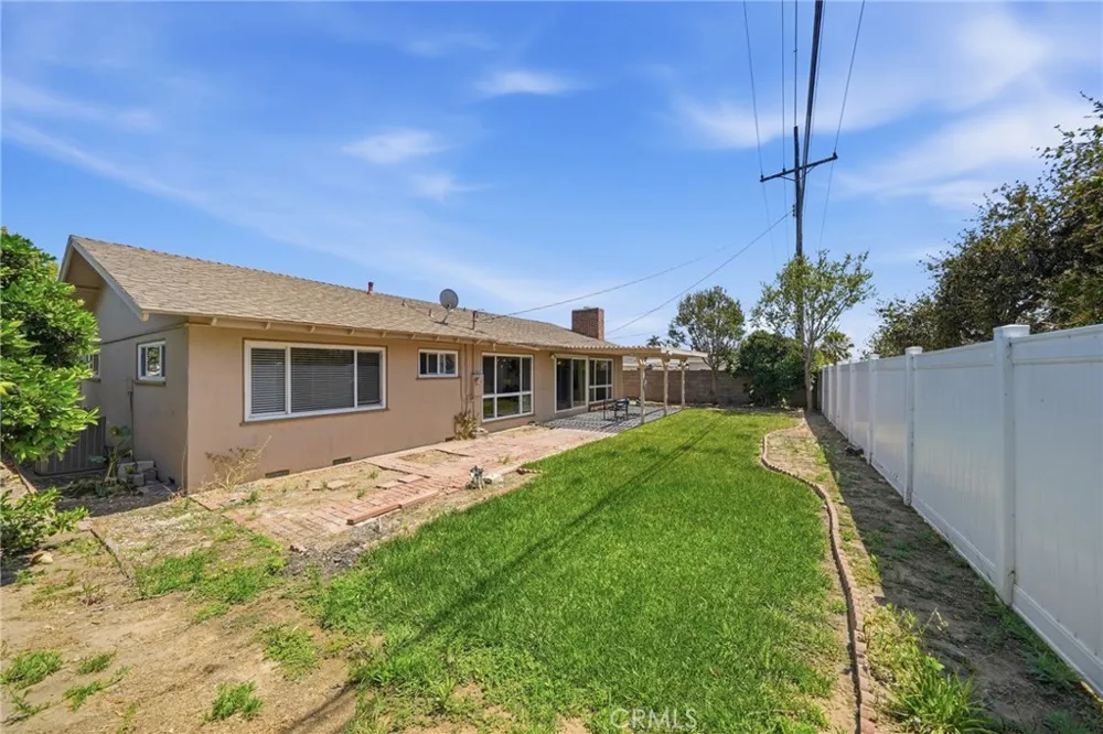 5041 Ridglea Avenue Buena Park, CA 90621