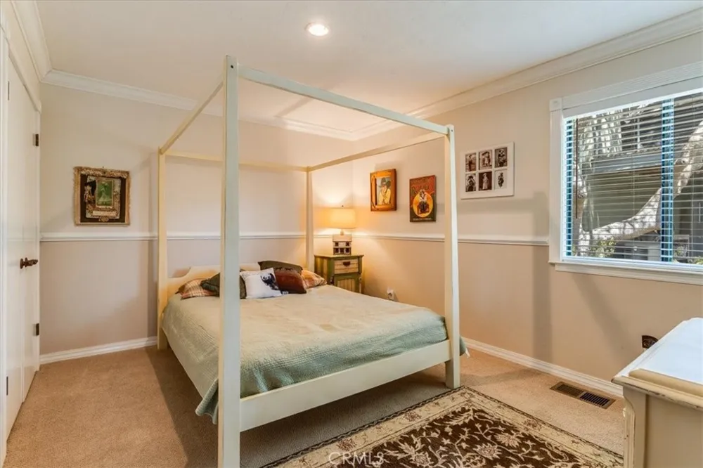 930 Suffolk Street Cambria, CA 93428