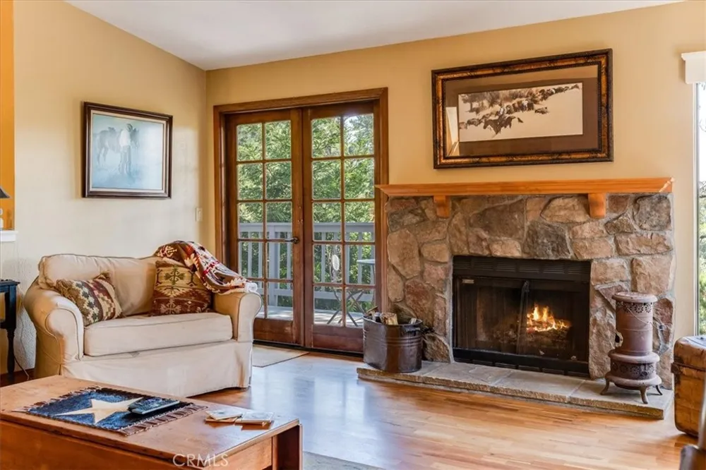 930 Suffolk Street Cambria, CA 93428