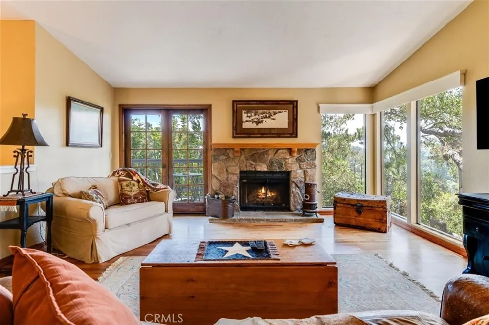 930 Suffolk Street Cambria, CA 93428