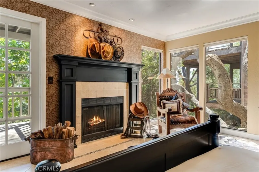 930 Suffolk Street Cambria, CA 93428